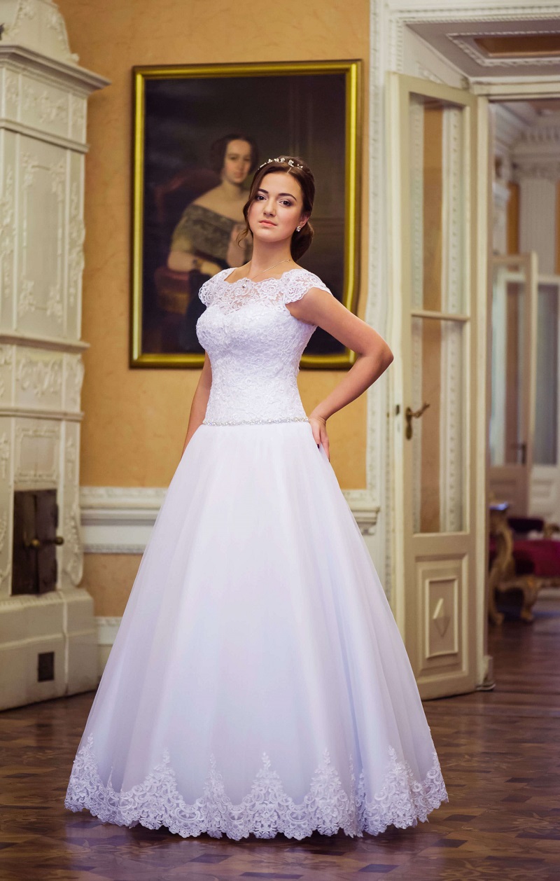 Купити весільну сукню Sensoria