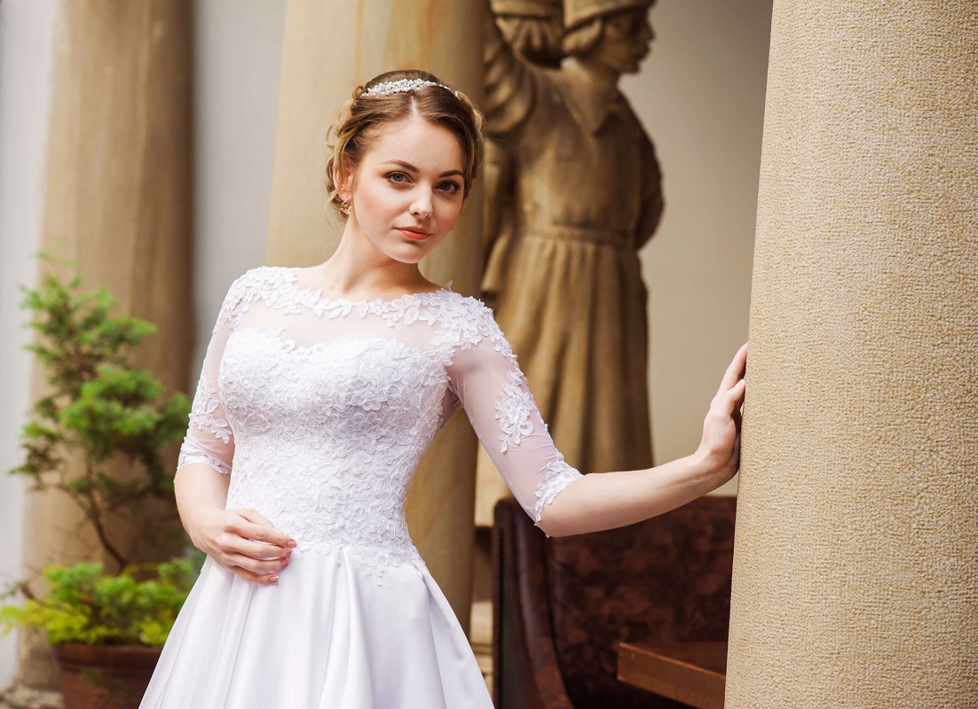 Купити весільну сукню Solia