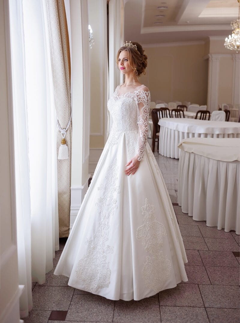 Купити весільну сукню Irena 2018