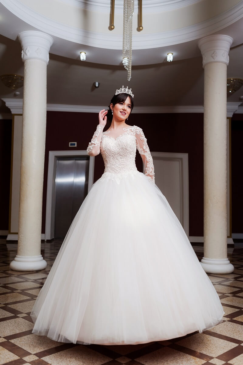 Купити весільну сукню Eteria 2018