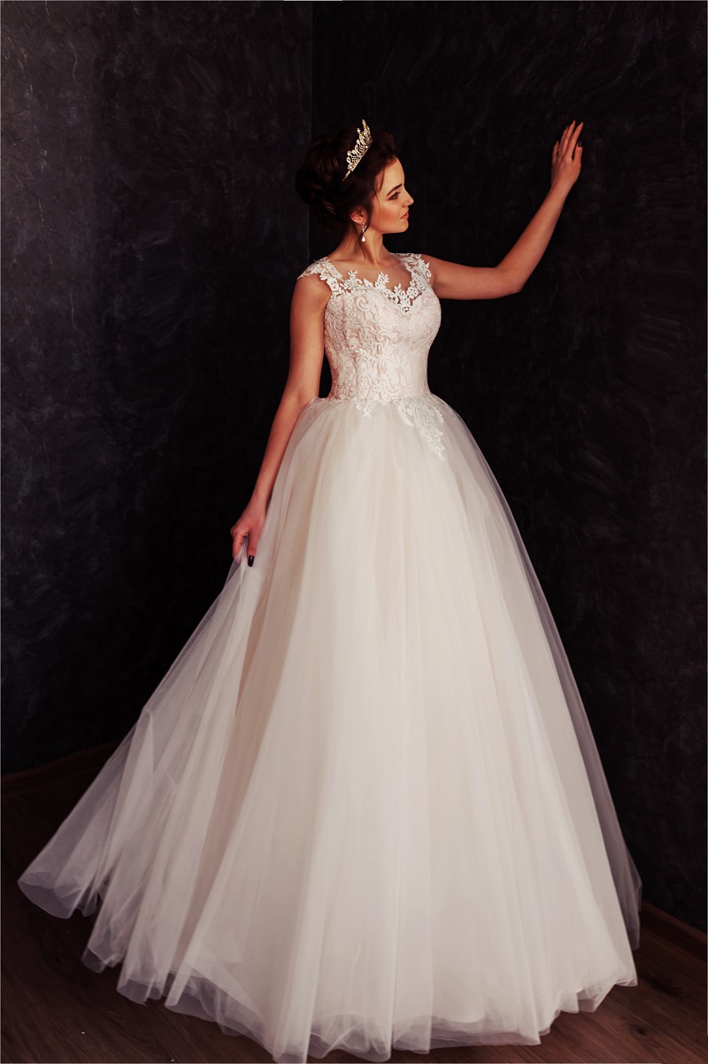 Весільна сукня Batterfly